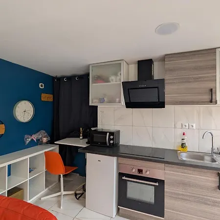 Calme Dans Un Quartier Residentiel - Proche Paris Houilles