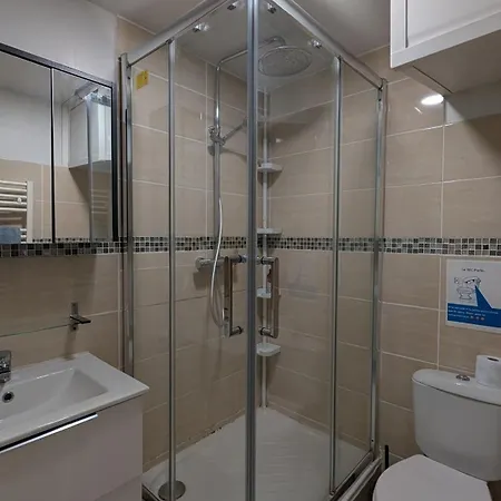 Calme Dans Un Quartier Residentiel - Proche Paris Apartment *