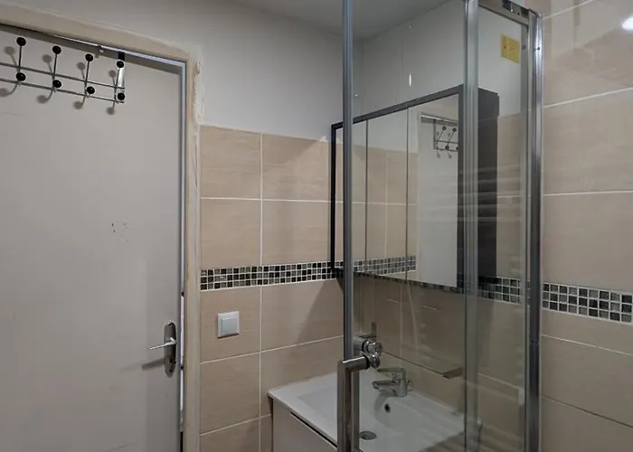 Apartment Calme Dans Un Quartier Residentiel - Proche Paris *
