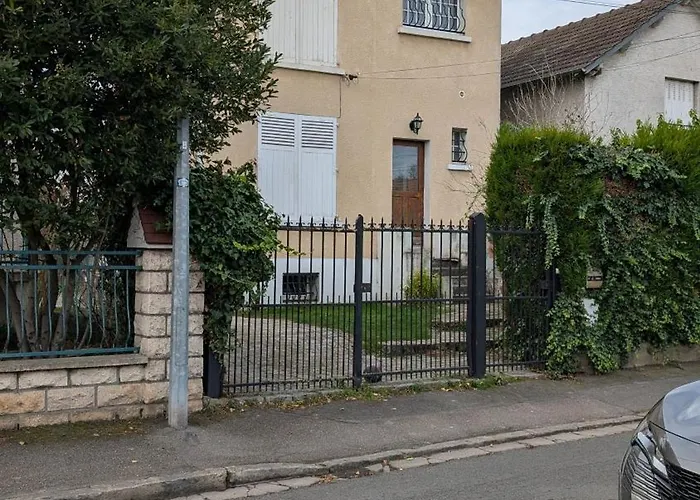 Apartment Calme Dans Un Quartier Residentiel - Proche Paris *