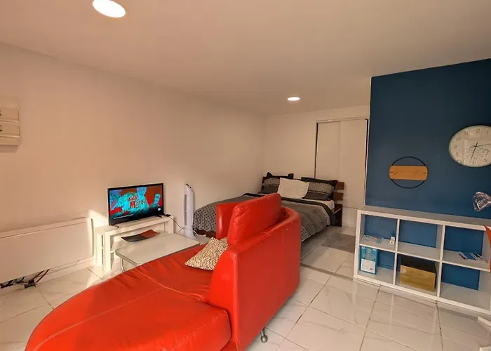 Calme Dans Un Quartier Residentiel - Proche Paris Houilles
